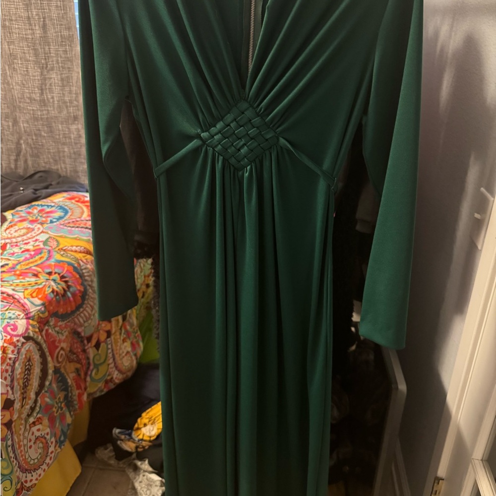 Elegant Green Long Sleeve Dress
